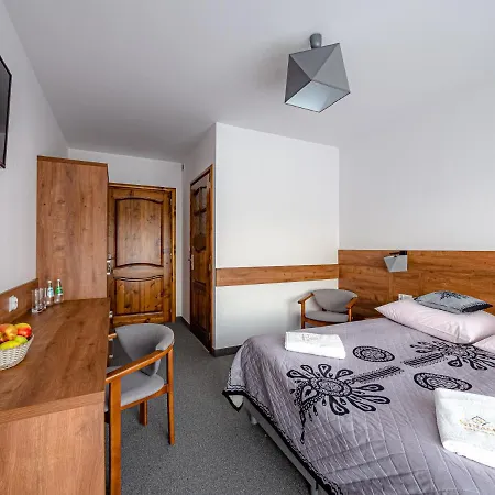 Strama Homestay szállás