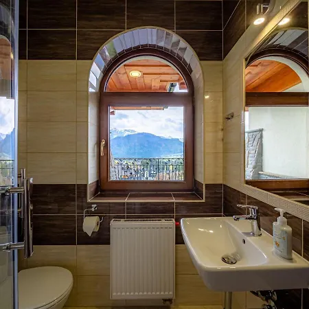 Strama Quarto em Acomodações Particulares