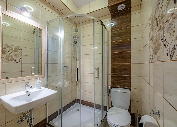 Strama 民宿 考斯赛力克