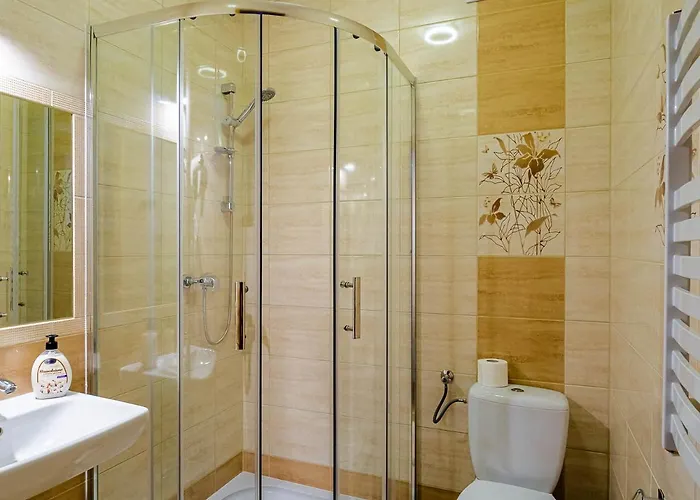 Strama 民宿 考斯赛力克