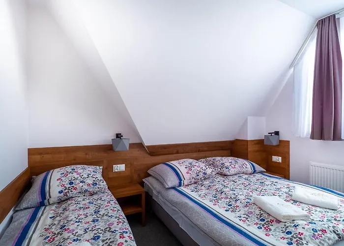 Strama * 考斯赛力克